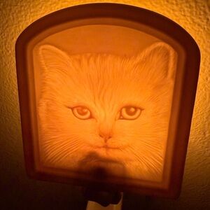 Vintage hand made porcelain silhouette night light